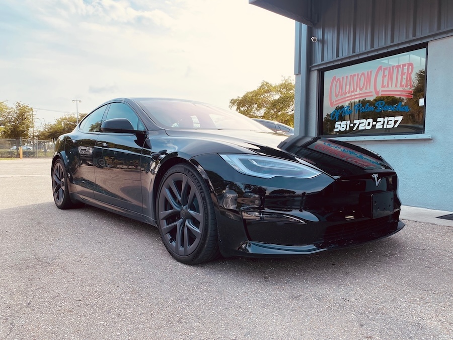 Collision Specialists in Riviera Beach, Florida Collision Specialists in Riviera Beach, Florida